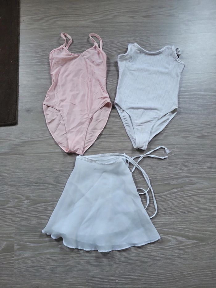 Justaucorps et jupette