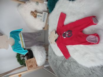 Magnifique lot 2 pyjama velour Obaibi 1rouge/gris pinguoin 1mois 53cm 1bleu/gris poisson 1 mois 54cm