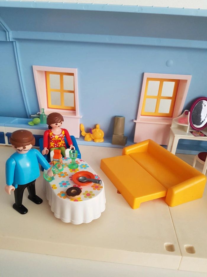 Maison et famille Playmobil - photo numéro 9