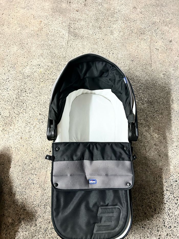 Poussette trio chicco - photo numéro 6