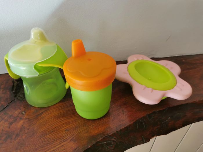 Tupperware vaisselle et jouet bébé