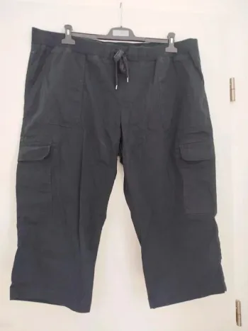 Bermudas T 44