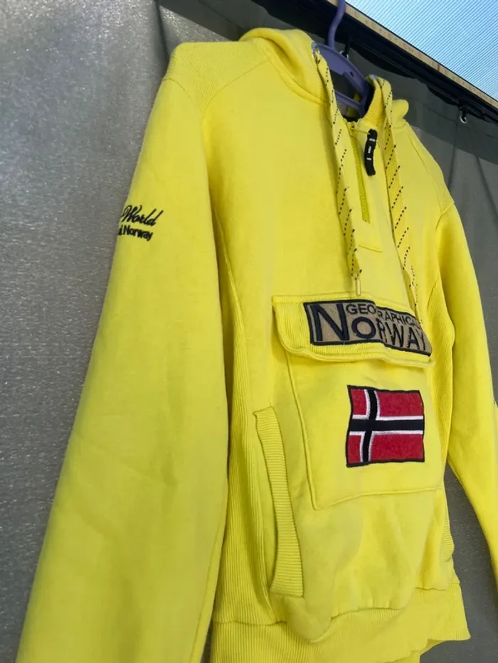 Sweat à capuche jaune Norway - photo numéro 2