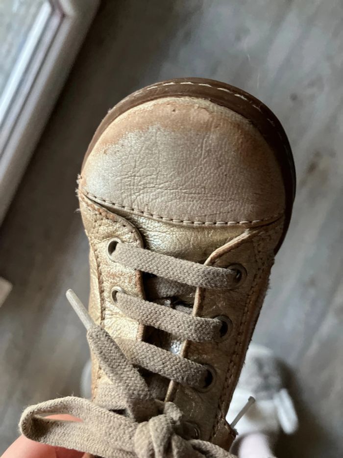Chaussures fille taille 21 - photo numéro 3