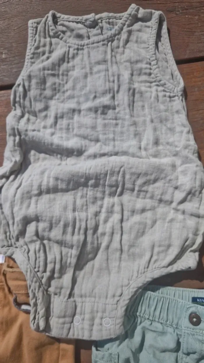 Lot 24 mois pantalon et body gaze de coton - photo numéro 4