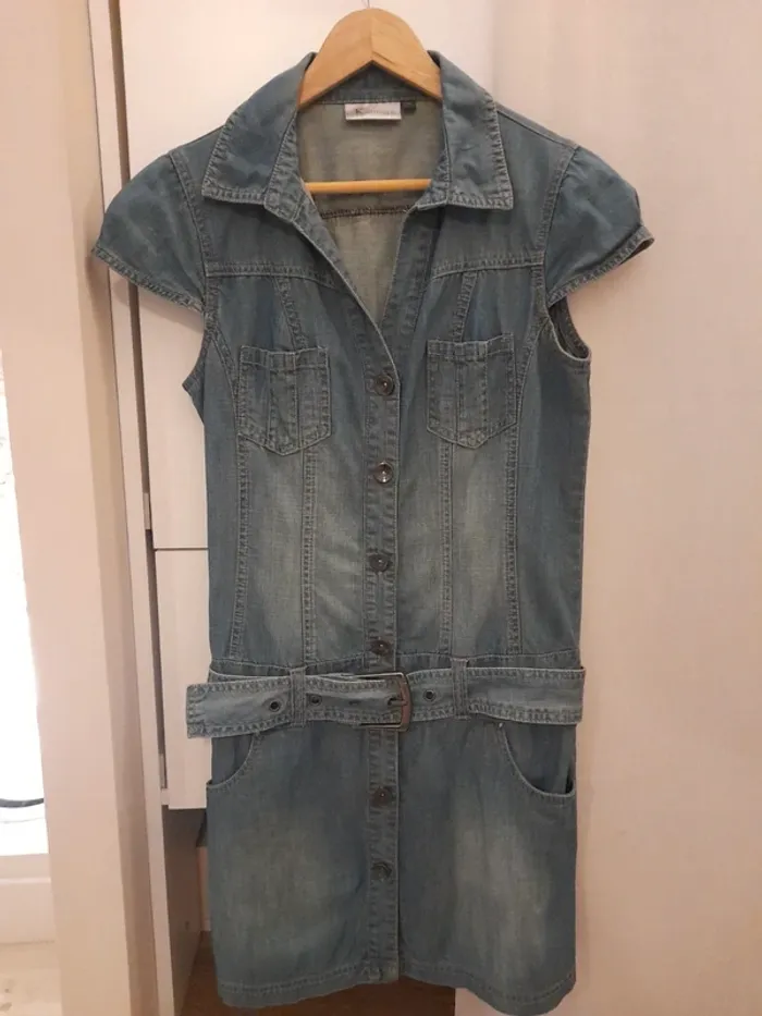 Robe courte en jean de taille 38