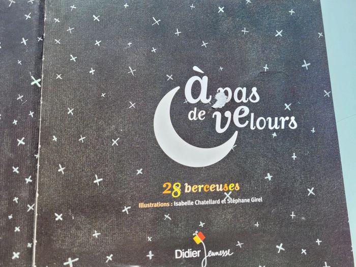 Superbe livre CD, À pas de velours, 28 berceuses, Éditions Didier Jeunesse (21) - photo numéro 9