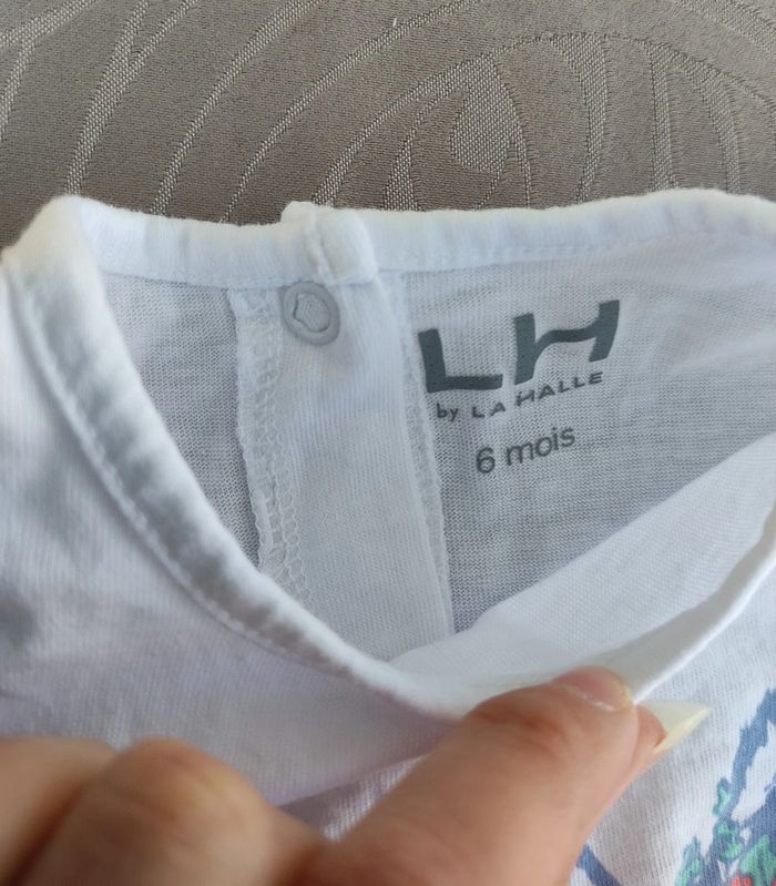 Tee-shirt zèbre 6 mois - photo numéro 3