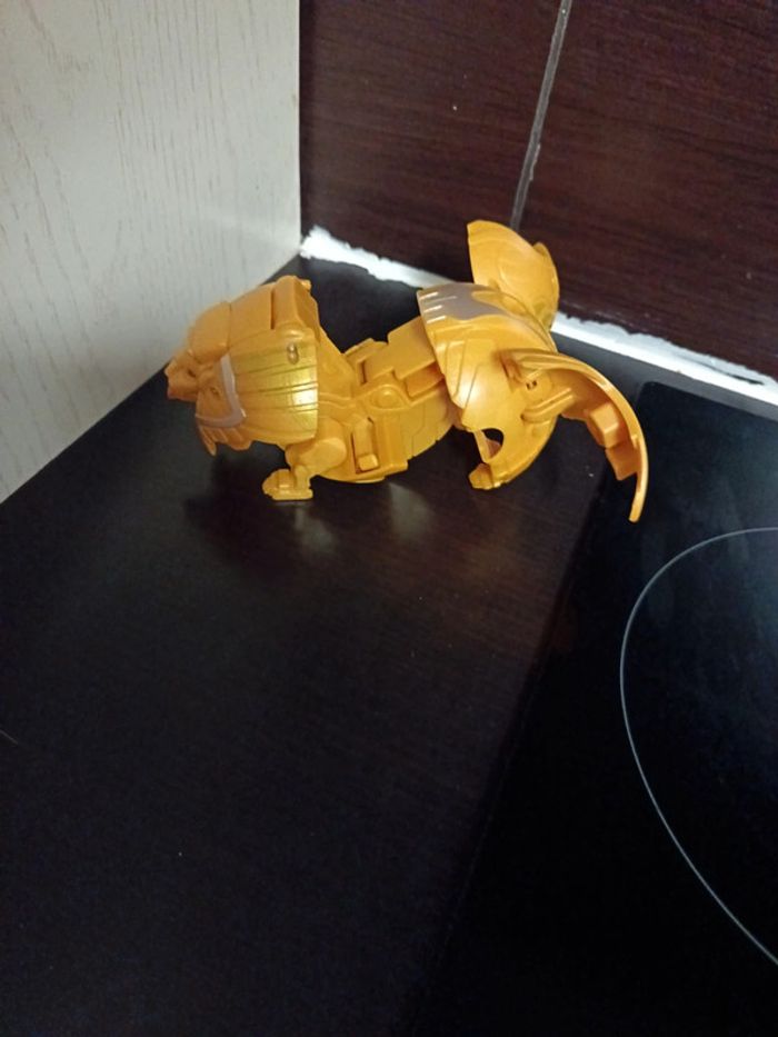 Grand Bakugan évolution - photo numéro 2