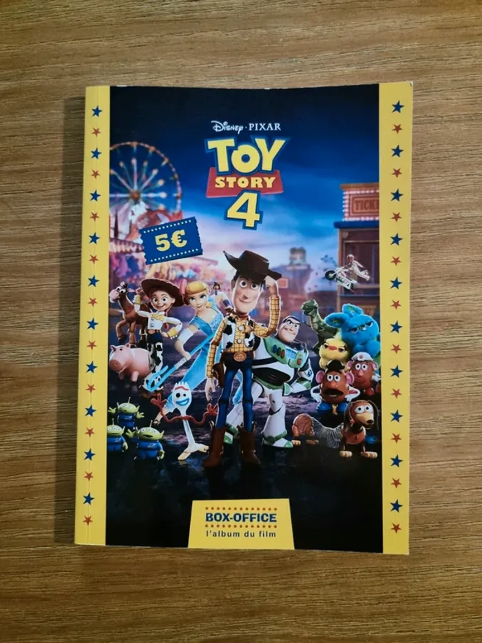 Livre Toy Story 4 film