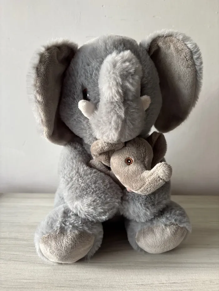 Peluche éléphant - photo numéro 2