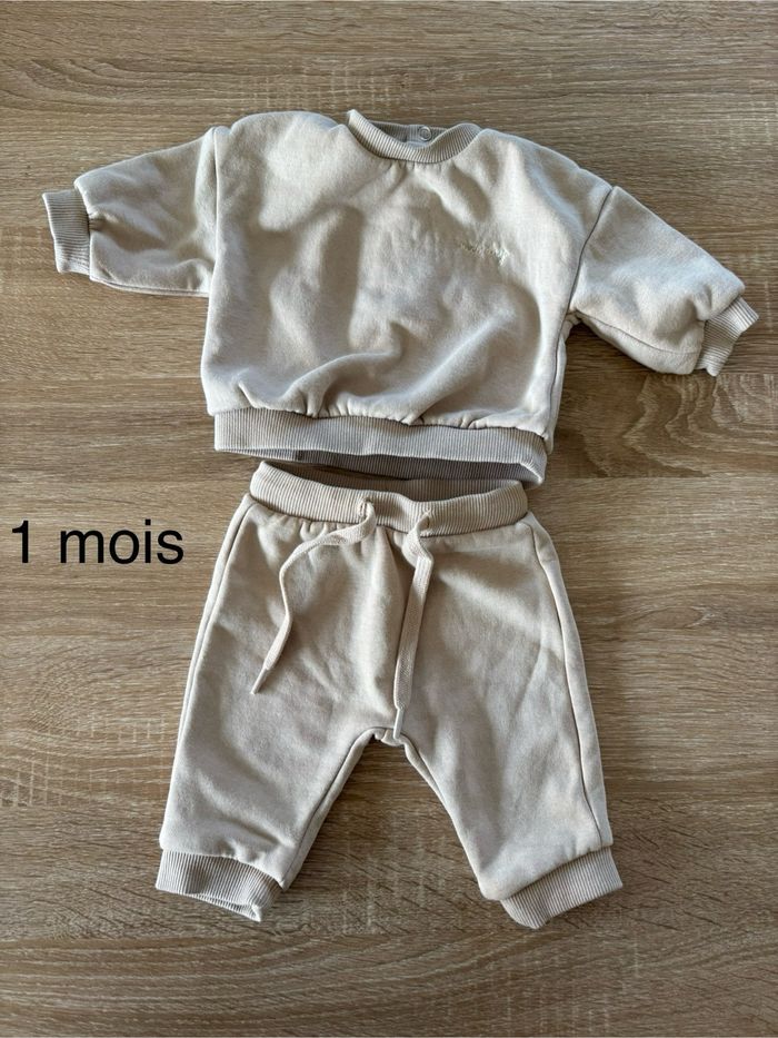 Ensemble beige