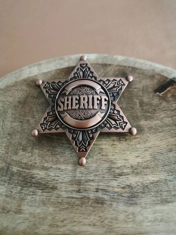Broche étoile de sheriff couleur bronze