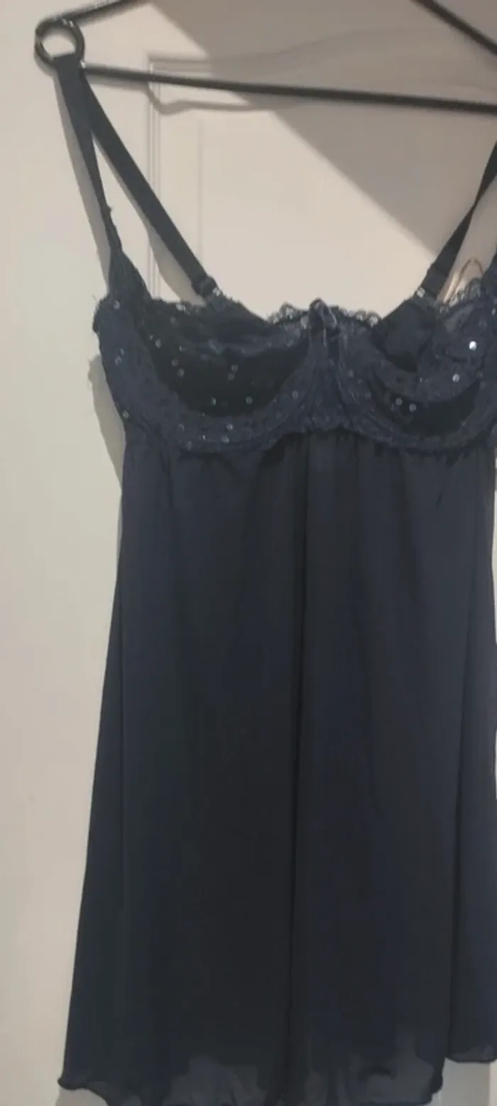 Nuisette avec strass et balconnet