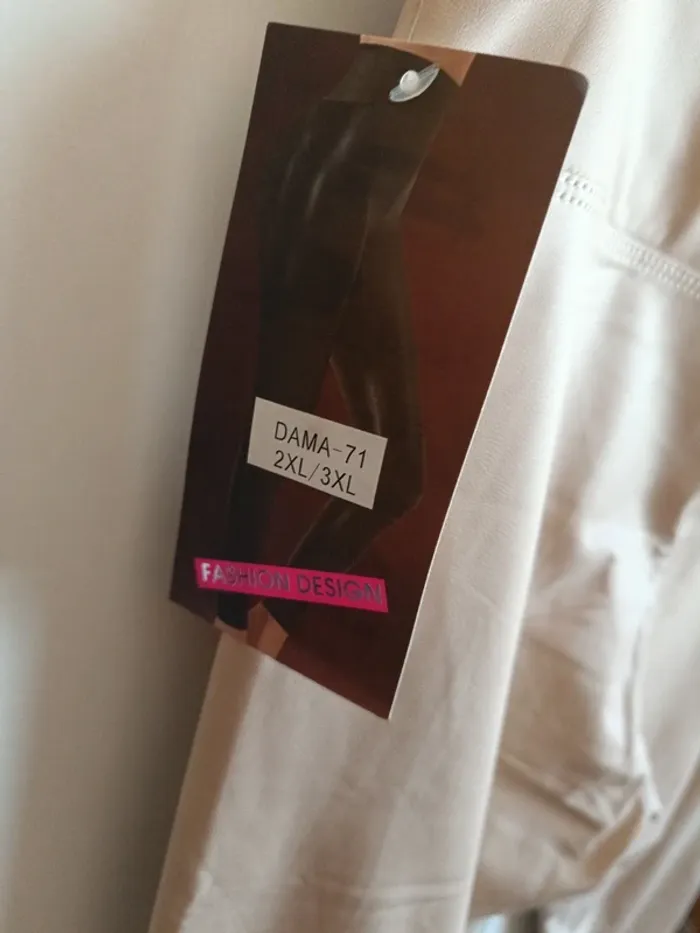 Pantalon beige simili - photo numéro 3