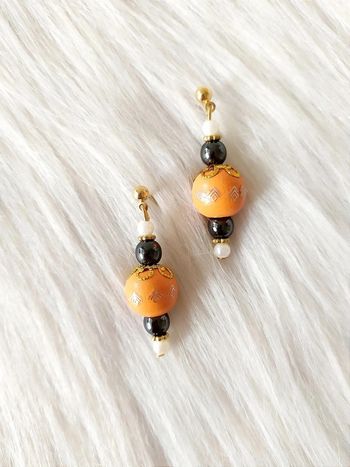 Boucles d'oreilles pendantes boules perles en bois+ hématite