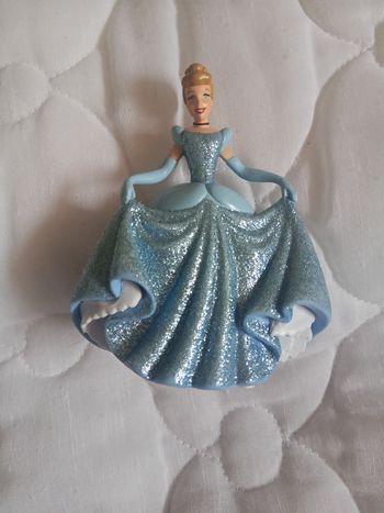Figurine de Cendrillon Disneyland Paris 