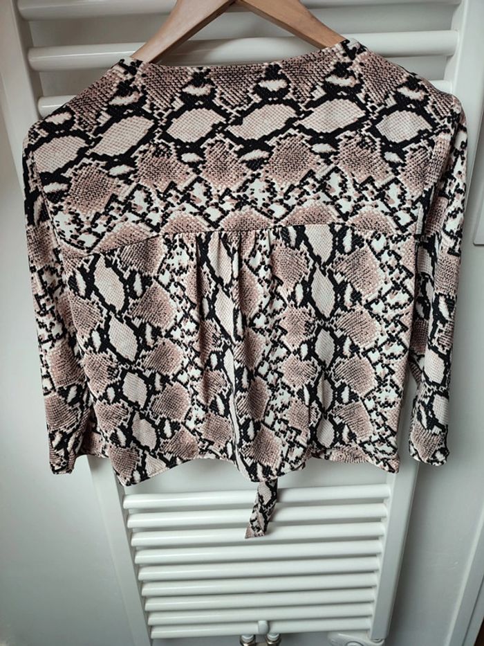 Top oversize fluide imprimé python - photo numéro 10