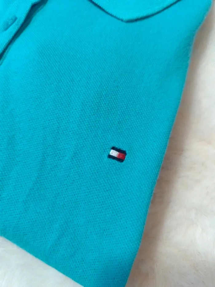 Polo Tommy Hilfiger turquoise femme taille M 💙 - photo numéro 3
