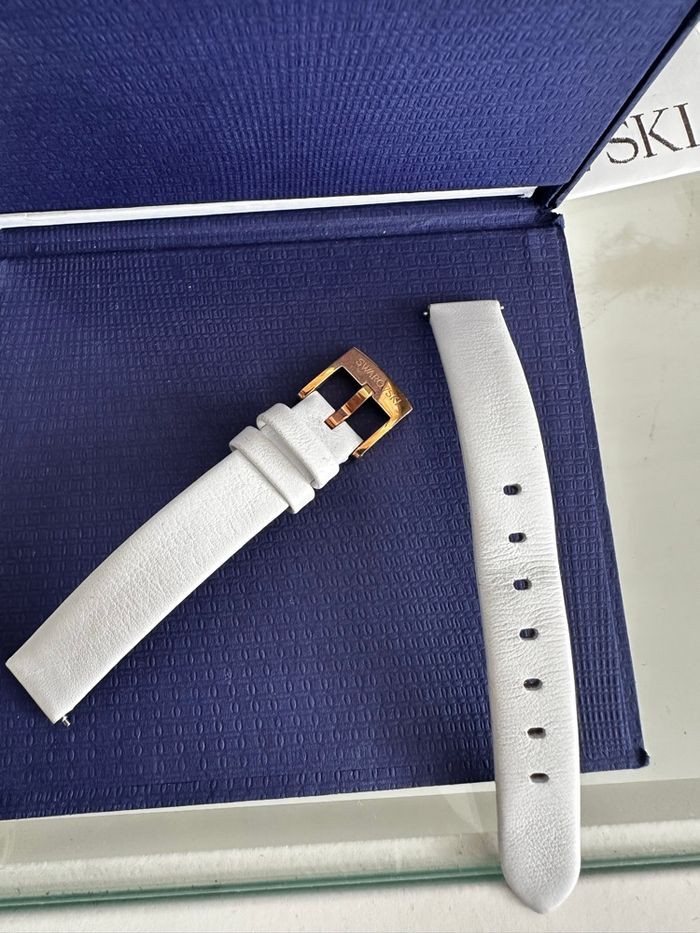 Montre Swarovski - photo numéro 8