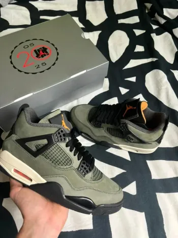 Jordan 4 Retro OG SP undefeated