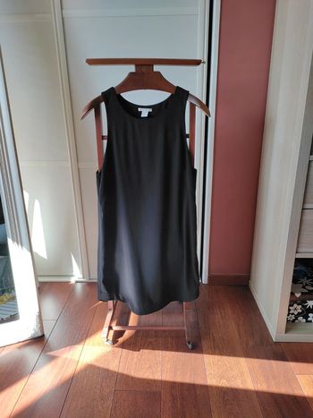 Robe noir coupe droite