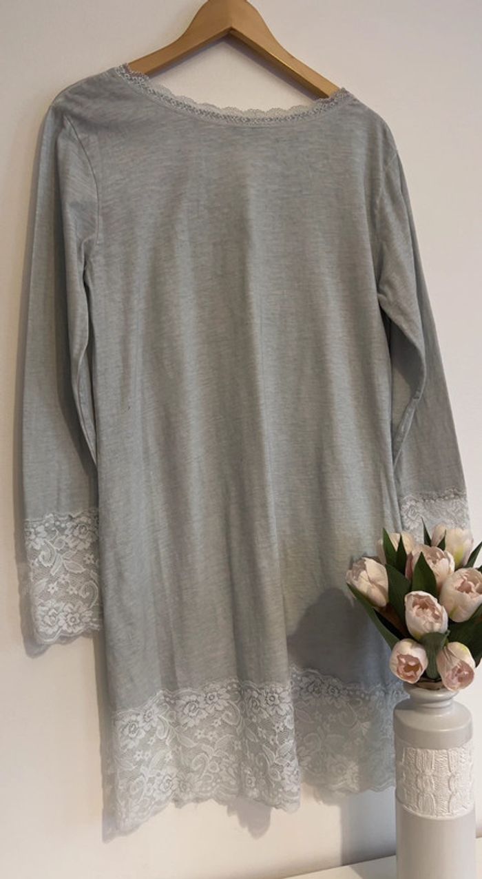 Fond de robe bleu gris clair détails en dentelles 🤍🤍 - photo numéro 9