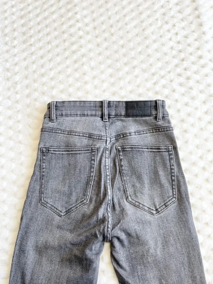 Jean gris Zara - photo numéro 5