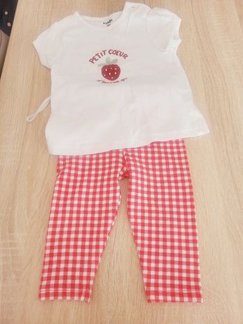 Ensemble fille taille 6 mois