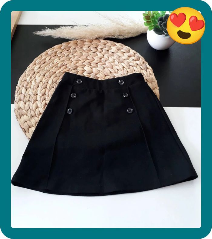 Jupe noire Comme Neuve Taille 5 ans 💞🌿 - photo numéro 4