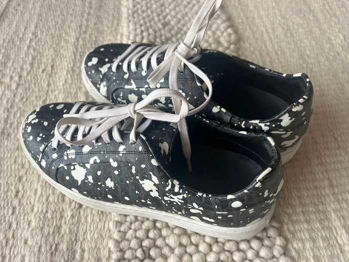 Sneakers édition limitée DIOR - photo numéro 2