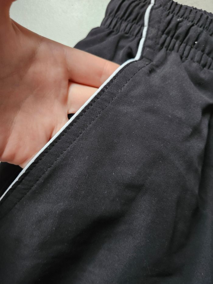 Jogging Sergio Tacchini taille S - photo numéro 3