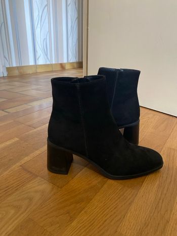 Bottines noir à talon neuve