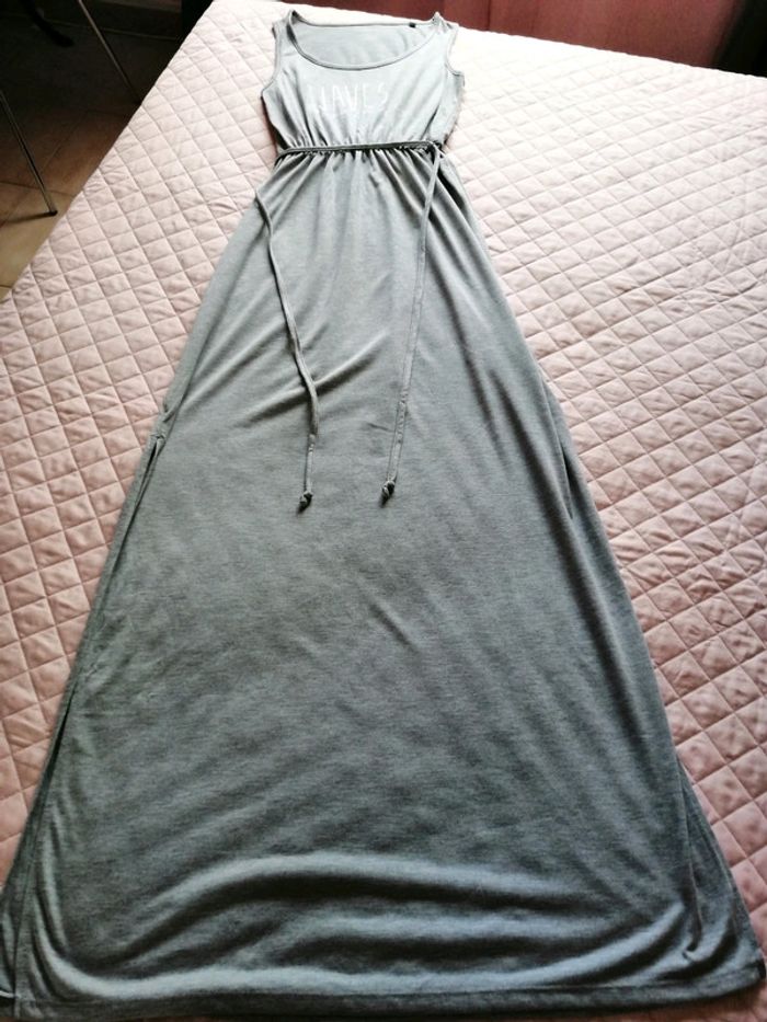 Robe décontractée grise. - photo numéro 5