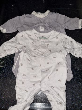 2 pyjamas prématuré