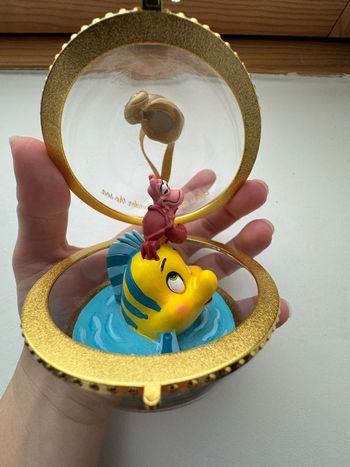 Ornement ariel la petite sirène polochon Sébastien Disney 