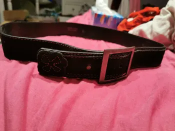 Ceinture en cuir noir daim 108 cm