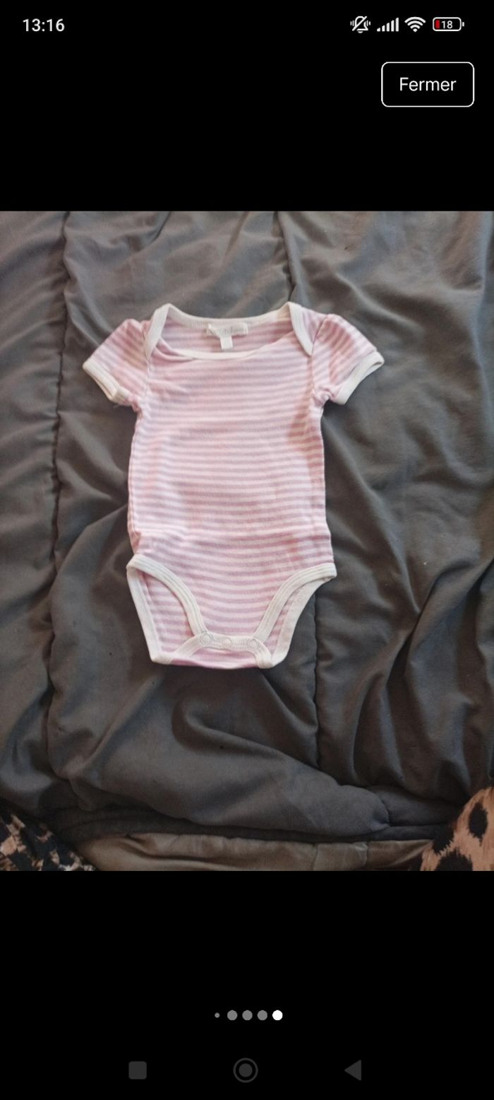 Lot bodies manche courte - photo numéro 6