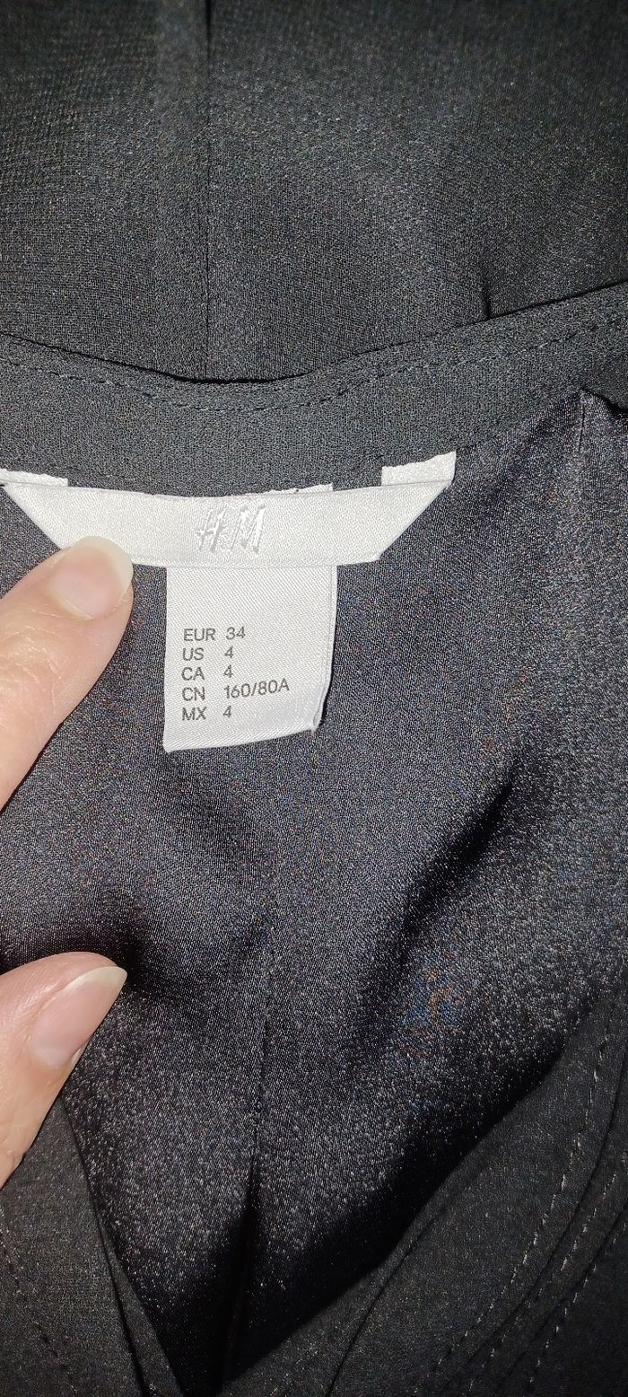 Robe noire H&M - photo numéro 4