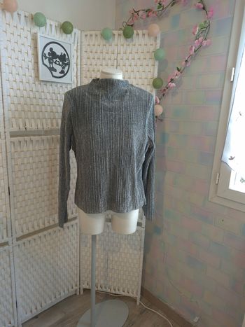 🌟 joli top à col  bénitier métallisé et épaulettes Boohoo femme T52