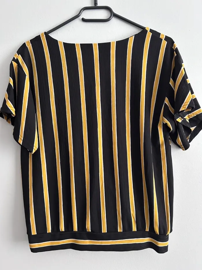 T-shirt rayé - photo numéro 2
