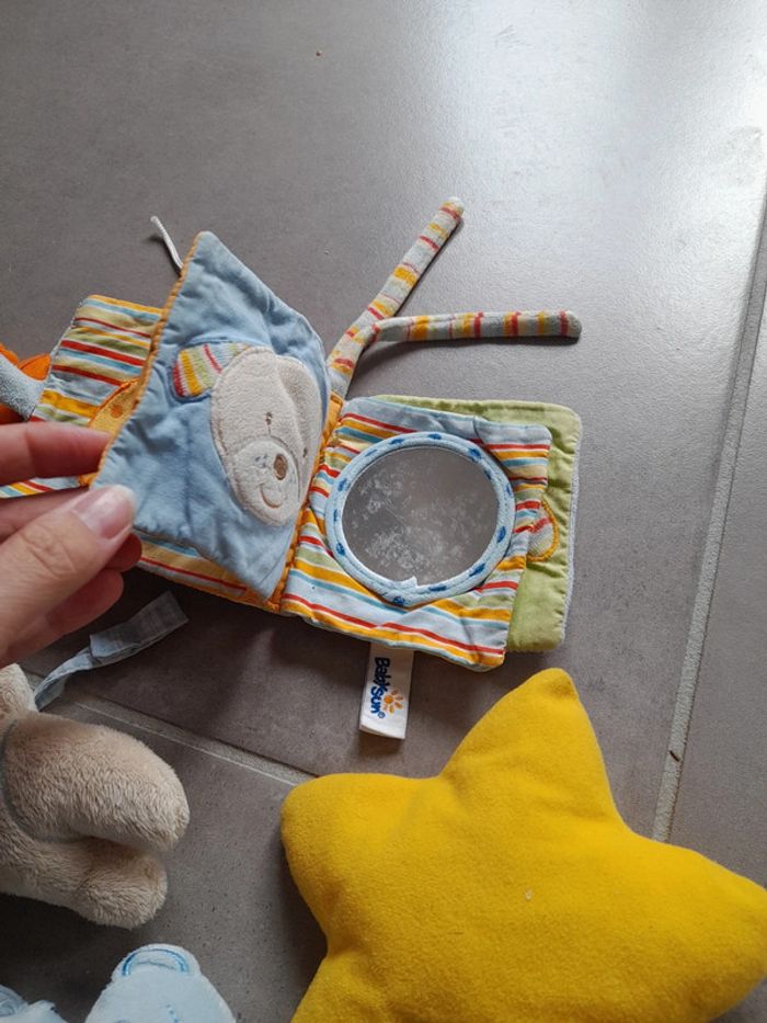 Lot peluche pour arche bébé - photo numéro 5