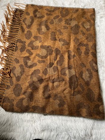 Écharpe léopard