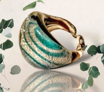 Grosse bague boule en verre turquoise et argenté pailleté