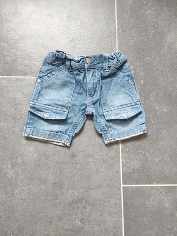 Short jean