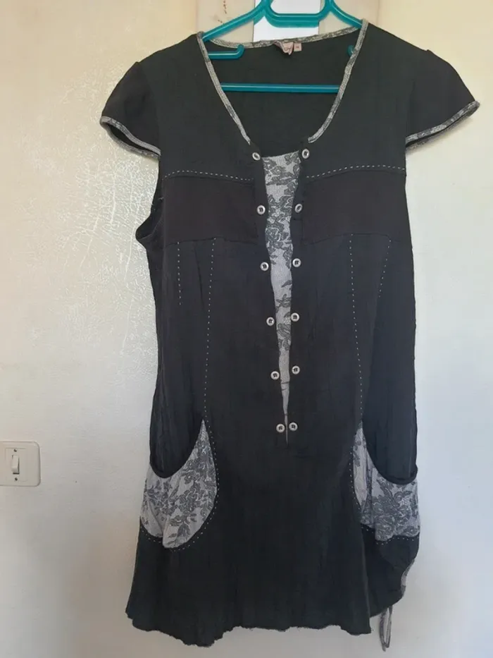 Robe ou tunique 46
