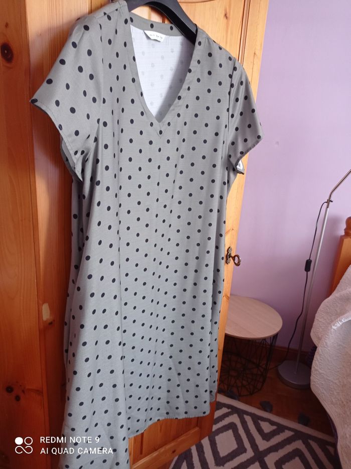 Robe à pois évasée