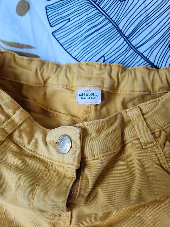 Short jaune 14 ans - photo numéro 3