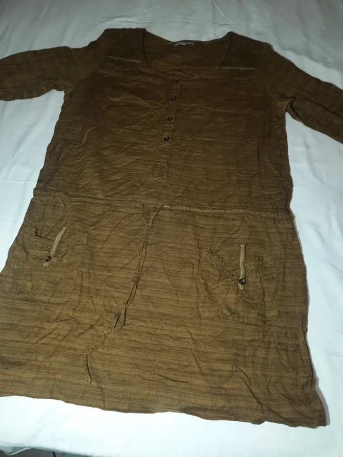 Robe 3 suisse - photo numéro 2
