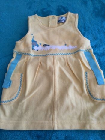robe mini jungle taille 3 mois  neuf